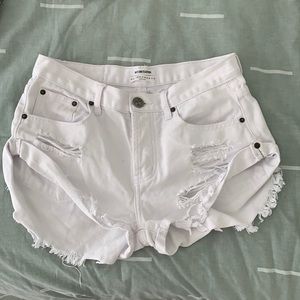 White teaspoon white Jean shorts